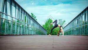 状态一般也能为球队提供支持！快船内线支柱的调整能力相当不错？